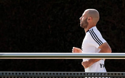 Sin embargo, el “Jefecito” Mascherano aseguró que están trabajando para obtener un 'estilo pragmático' con diferentes maneras de juego y abundó que 'nos estamos preparando para solucionar cualquier situación que el rival en turno nos proponga'. (ARCHIVO)