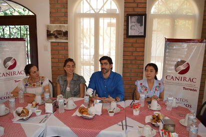 Tradición. En rueda del prensa, Canirac lanza el reto a La Laguna para encontrar la mejor reliquia.