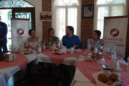 Objetivo.  Cocineros o cocineras destacados en esta degustación habrán de impartir pláticas sobre su receta en las universidades.