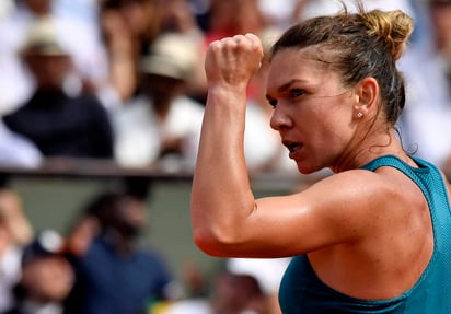 Halep gana Roland Garros, su primer gran torneo, al derrotar a Stephens. (EFE)
