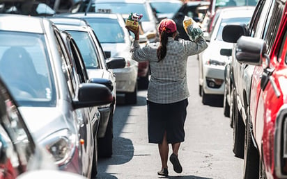 Sin efecto. Para el CEESP las acciones para combatir la desigualdad y la pobreza han fracasado en México. (ARCHIVO) 