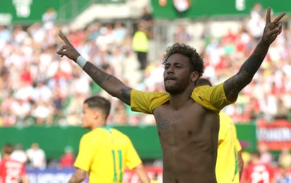 El jugador de 26 años se prepara con su selección para enfrentar el Mundial de Rusia 2018.