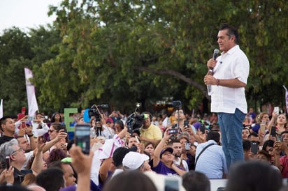 Argumentan que unieron a partidos antagónicos, lo que 'genera confusión' y va en contra de los principios y Estatutos de cada una de esas fuerzas políticas. (ARCHIVO)