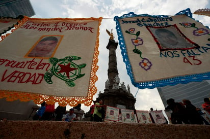 Un juez federal en Tamaulipas ordenó la liberación de cuatro implicados en la desaparición de los 43 normalistas de Ayotzinapa a quienes se les ha identificado como integrantes de la organización criminal 'Guerreros Unidos', por falta de elementos probatorios en su contra. (ARCHIVO)