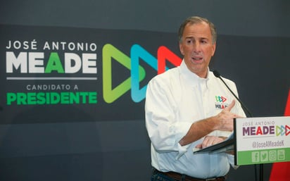 Meade niega que haya sido el presidente del Consejo de Administración de Pemex cuando se aprobó el contrato. (ARCHIVO)