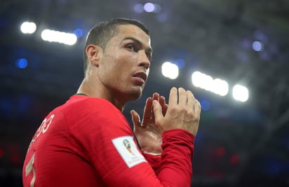 Cristiano Ronaldo, además, marcó por cuarto Mundial seguido, logró sus primeros goles en sus enfrentamientos con España y se situó al frente de la tabla de máximos goleadores del torneo. (EFE)