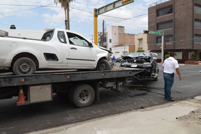 Afectaciones. Ambas camionetas quedaron con afectaciones de consideración en sus respectivas carrocerías.