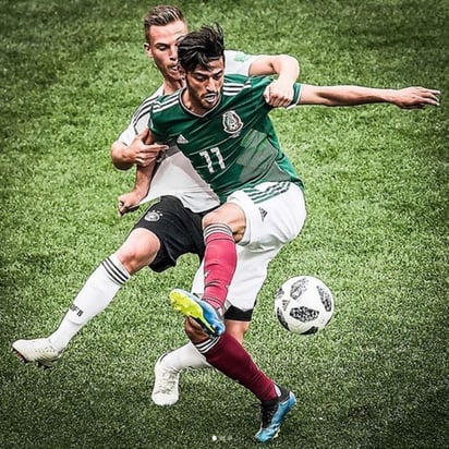 A través de su cuenta de Instagram, el deportista reveló que su abuelo de 80 años falleció luego de verlo jugar con el equipo tricolor. (ESPECIAL)