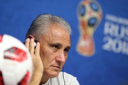 Tite, técnico de Brasil en rueda de prensa. (Notimex)