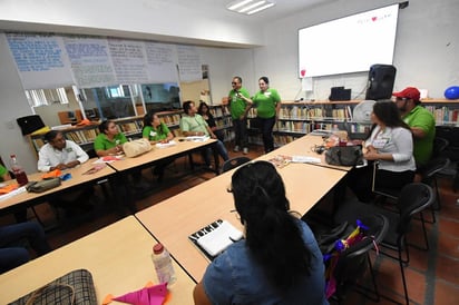 Capacitan. El verano pasado se registró una asistencia cercana a mil personas en bibliotecas. (EL SIGLO DE TORREÓN)