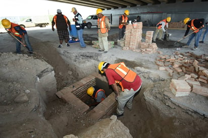 Agua. Con  'Cierre de Circuito', el Simas  beneficiará a 15 mil habitantes y  garantiza agua para colonias del norte de Torreón. (JESÚS GALINDO)