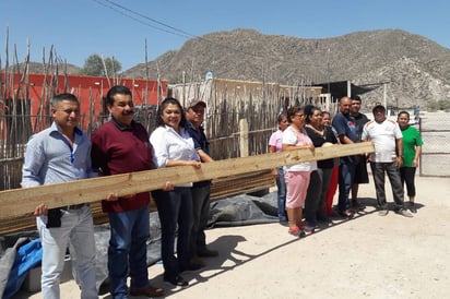 Programa. En el programa de mejoramiento de vivienda, se entrega el material y el beneficiario pone la mano de obra. (EL SIGLO DE TORREÓN/MARY VÁZQUEZ)