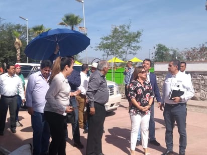 Lety Herrera realizó un recorrido esta mañana en la obra que se encuentra anexa al Parque La Esperanza de Gómez Palacio. (ANGÉLICA SANDOVAL) 