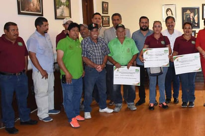 Acuden. Este evento se realizó en el despacho de la alcaldesa, María Luisa González Achem. (EL SIGLO DE TORREÓN) 