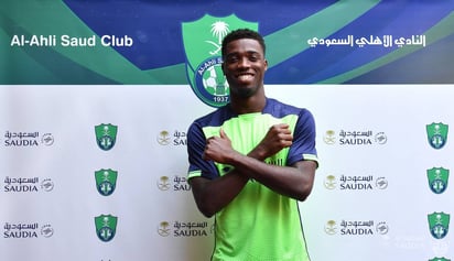 El exsantista Djaniny Tavares se muestra contento con su nuevo club, el Al-Ahli, de Arabia Saudita. Djaniny Tavares ya fue presentado en el Al-Ahli. (CORTESÍA)