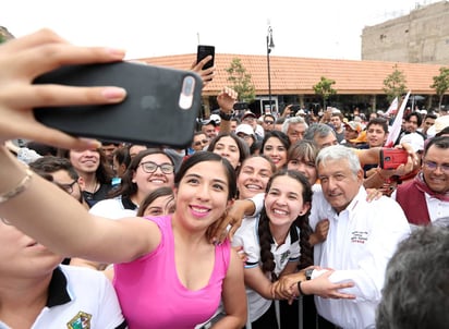 Avance. Uno de los mitos que cayó fue que los jóvenes no votarían por el candidato de más edad. (EL UNIVERSAL)