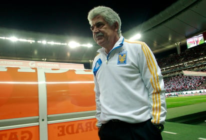 Ricardo Ferretti ha sido mencionado como candidato a dirigir al Tricolor. Rumores no desestabilizan a Tigres