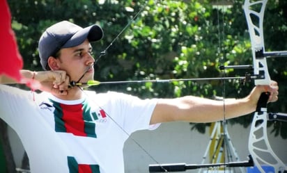 Antonio Hidalgo venció al colombiano Daniel Muñoz en el duelo por la medalla de bronce. (Cortesía Conade)