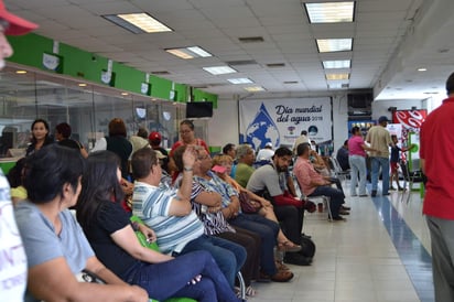 El programa de estímulos es exclusivo para personas físicas (tarifa domiciliaria, comercial o industrial). (EL SIGLO DE TORREÓN)