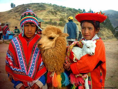 Conexión. Los pueblos indígenas tienen una profunda conexión espiritual con sus tierras y recursos, manifestó la ONU. (ESPECIAL)