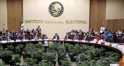 Conforme a los criterios judiciales, deberá concluirse la totalidad de los procesos federales para establecer si se alcanza el umbral de la votación exigida por ley. (ARCHIVO)