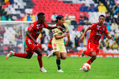 Los Tiburones Rojos se quedaron a cuatro minutos de cumplir con la regla 20/11, contra el América, en Copa. (Jam Media)