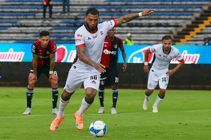 Colin Kazim-Richards falló un penal por los Lobos. Lobos BUAP y Atlas firman aburrido empate