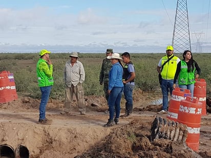 Revisión. Las autoridades han realizado recorridos en las zonas afectadas. (EL SIGLO DE TORREÓN)