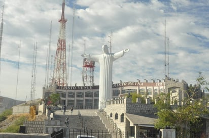 También se denunció la supuesta falta de mantenimiento de la estructura del Cristo. (ARCHIVO)