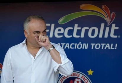 Vázquez dijo que su salida de la dirección técnica del equipo Veracruz se dio por situaciones que están lejos de ser las más óptimas. Memo Vázquez se fue de Tiburones por adeudos