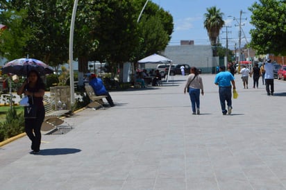 Se estima, para la Mesa del Norte, cielo nublado, actividad eléctrica, ambiente caluroso y viento de dirección variable de 20 a 35 km/h con rachas que pueden superar los 50 km/h en Coahuila. (EL SIGLO COAHUILA)