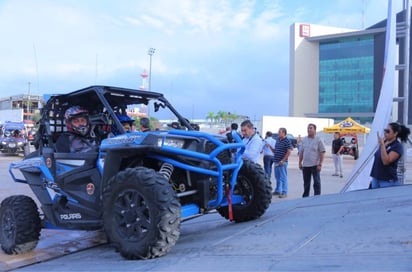 Alistan. Este viernes iniciará la carrera 'Coahuila 1000 Desert Rally' con el banderazo de salida en la Plaza Mayor. (EL SIGLO DE TORREÓN)