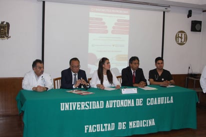 Programa. La Facultad de Medicina se unió a la Asociación 'Heart to Heart, Global Cardiac Care' para atender cardiopatías. (FABIOLA P. CANEDO)