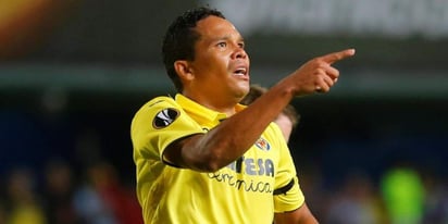 Carlos Bacca ya jugó la pasada temporada en el Villarreal cedido por el club italiano. (Especial)