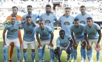 Araujo cumplió su sueño de jugar en el futbol europeo y en su primer partido oficial con el Celta de Vigo disputó los 90 minutos. (ESPECIAL)