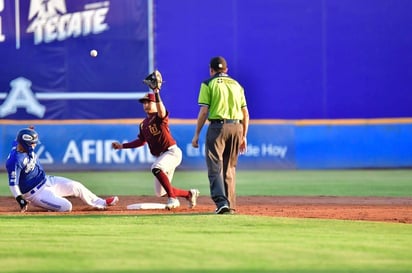 Los Acereros de Monclova derrotaron 6-2 al Unión Laguna y aseguraron la serie que se disputa en el estadio Monclova. (Cortesía)