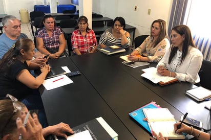 Encuentro. La titular de la Comisión de Atención a Víctimas se reunió con el grupo Vida. (EL SIGLO DE TORREÓN)