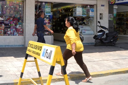 Cuidados. Hay que seguir tomando precauciones con el Sol y el calor, ya que seguirá intenso en la región. (EL SIGLO DE TORREÓN)