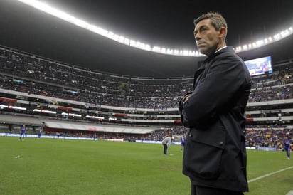 Caixinha valoró la buena relación que existe con Ricardo Peláez, pero dejó en claro que los protagonistas son los jugadores, no ellos. (ARCHIVO)