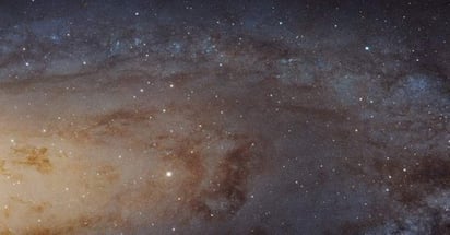 La fotografía del vecino galáctico, fue ensamblada a partir de un total de siete mil 398 exposiciones tomadas sobre 411 puntas individuales del telescopio. (ESPECIAL)