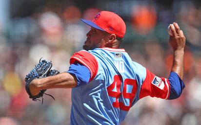 Yovani Gallardo aceptó tres carreras en 5 entradas en el partido de ayer.