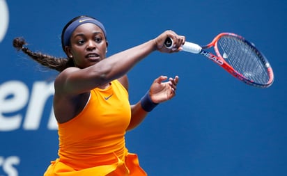 Sloane Stephens derrotó 6-3, 6-4 a Victoria Azarenka.