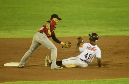 Los Algodoneros no pudieron ante la poderosa ofensiva de Tijuana y perdieron 13-4 el primer juego de la serie en casa. (Jesús Galindo)