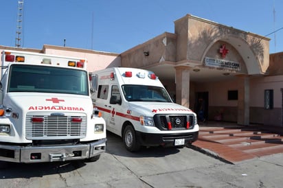 Atención médica. El lesionado terminó en la Cruz Roja de Gómez Palacio. (ARCHIVO)