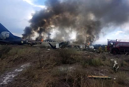 En conferencia de prensa para presentar un avance de la investigación, dijo que no hay evidencia de fallas humanas en la conducción de la aeronave. (ARCHIVO)