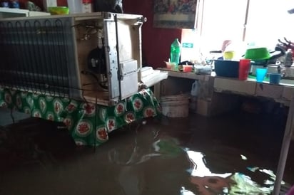 Pérdida. Las dos mujeres perdieron su patrimonio con la lluvia. (MARY VÁZQUEZ)