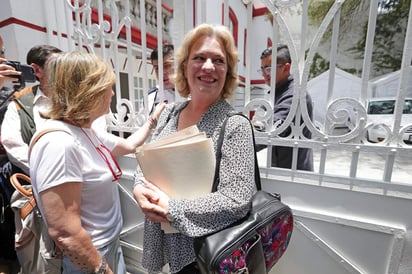 Así lo dio a conocer la propuesta para titular de la Secretaría de Medio Ambiente y Recursos Naturales (Semarnat), Josefa González Blanco, quien indicó que Lezama es un destacado académico e investigador. (EL UNIVERSAL)