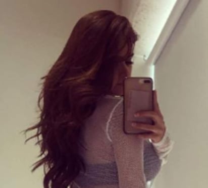 Yanet García deleita al modelar con lencería