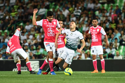 Santos y León cuentan con mucha calidad en media cancha y delanteros letales, por lo que se espera un partido rico en emociones y buena cantidad de goles esta tarde en la magnífica cancha del estadio Corona.