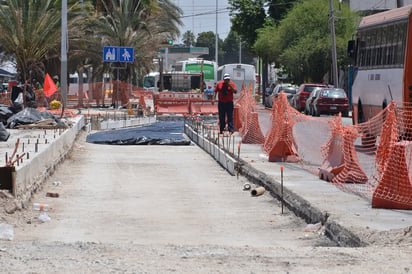 Metrobús. Ve el Consejo de Vialidad falta de planeación en las obras del Metrobús y piden celeridad en los trabajos. (EL SIGLO DE TORREÓN) 